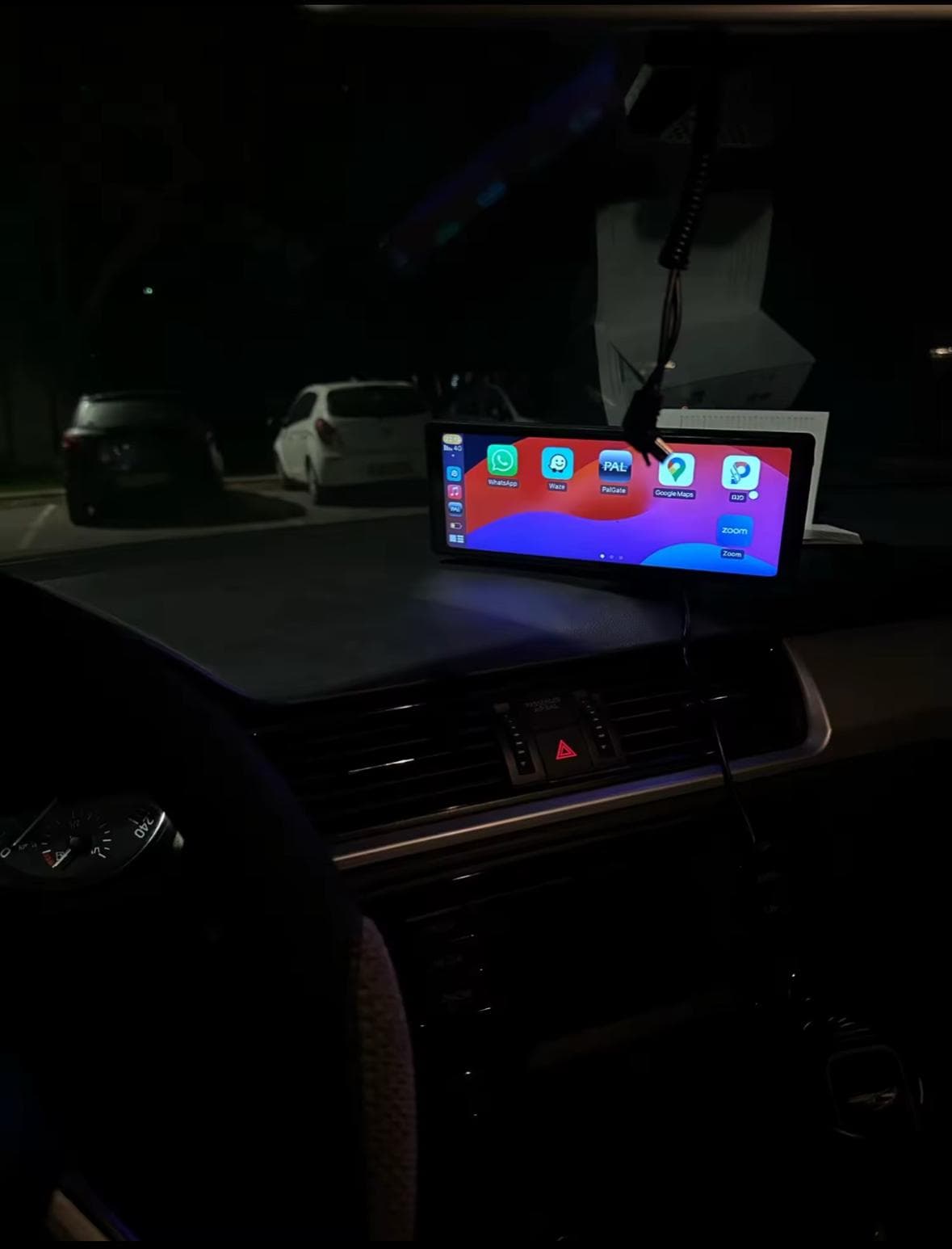 Client utilisant le boîtier CarPlay sans fil – photo 12
